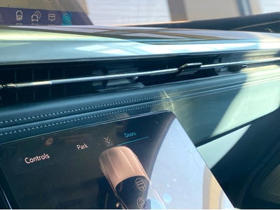 2025 Cadillac ESCALADE IQ Sport 2