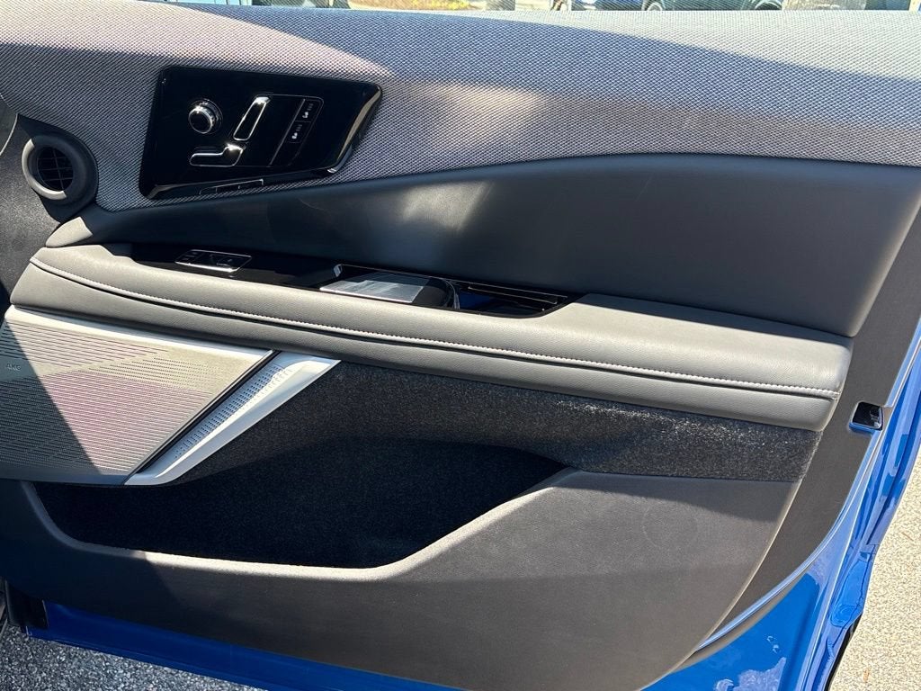 2027 Cadillac OPTIQ Luxury