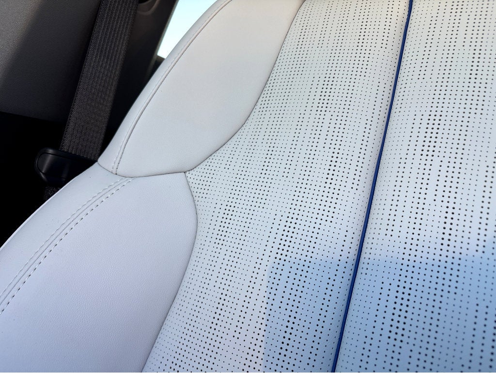 2026 Cadillac OPTIQ Premium Luxury