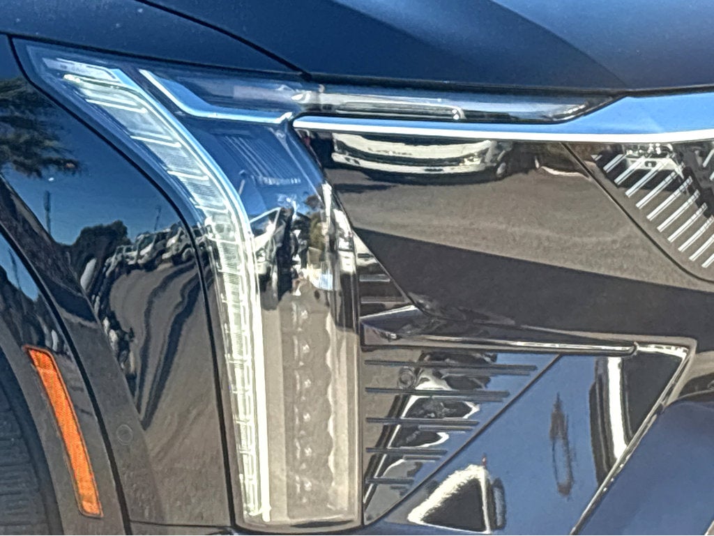 2026 Cadillac OPTIQ Premium Luxury