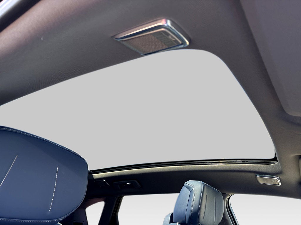 2025 Cadillac OPTIQ Sport 2