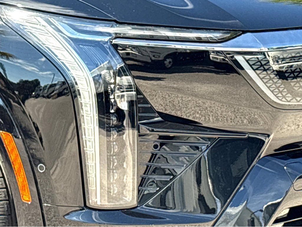 2025 Cadillac OPTIQ Sport 2