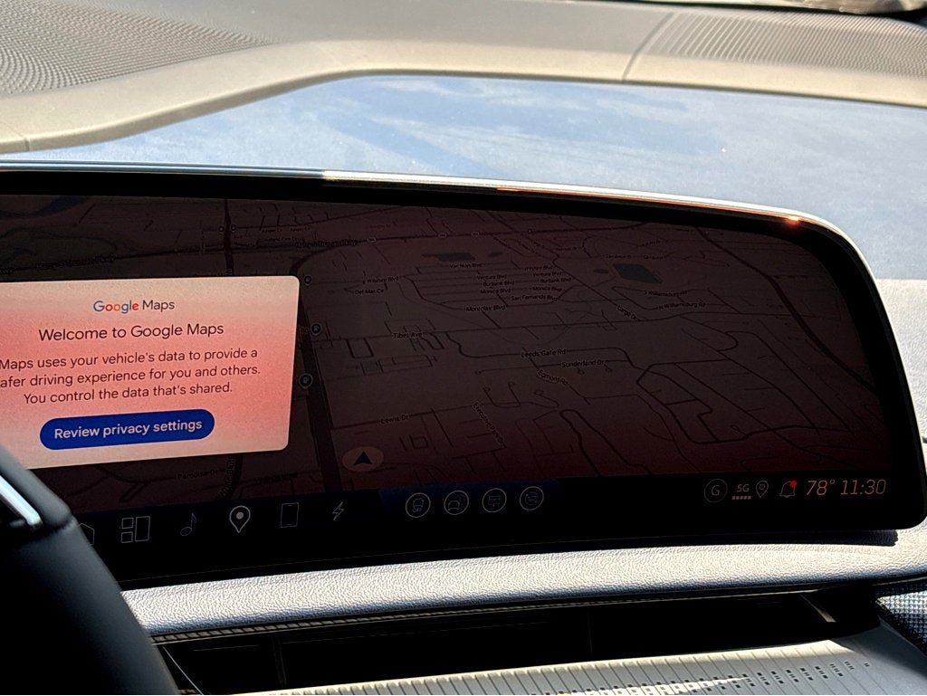 2025 Cadillac OPTIQ Sport 2