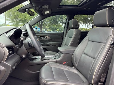 2023 Chevrolet Traverse Base