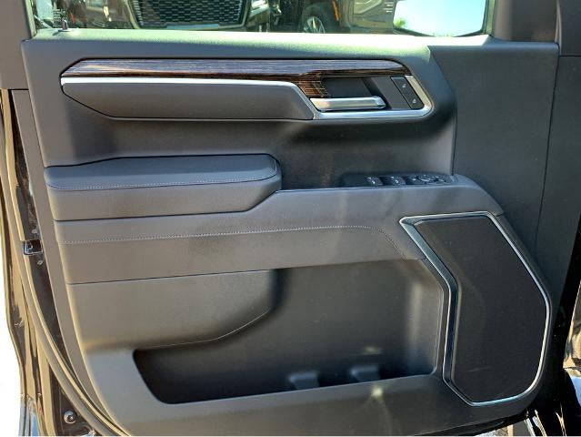 2025 GMC Sierra 1500 SLE