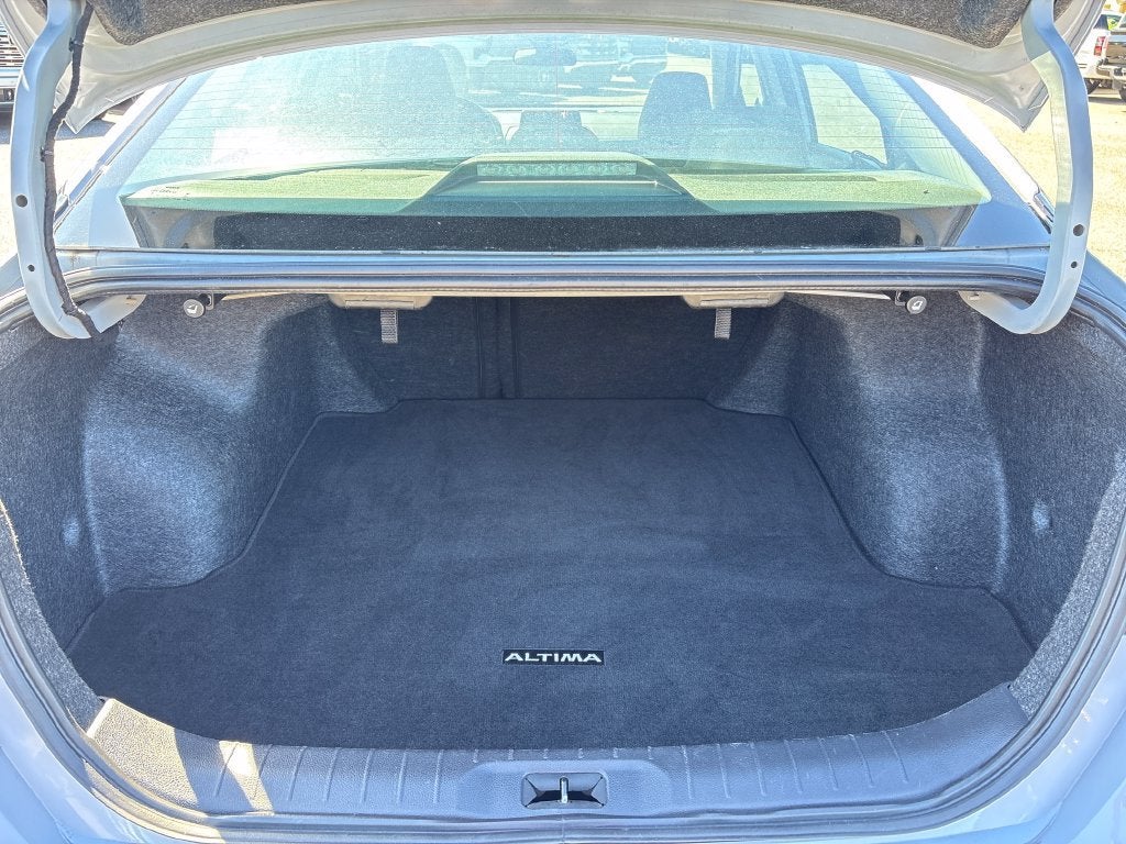 2024 Nissan Altima Base