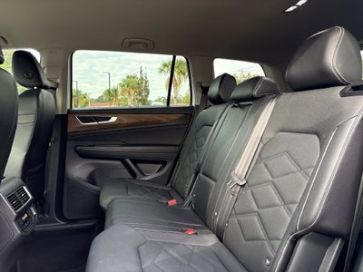 2025 Volkswagen Atlas Base