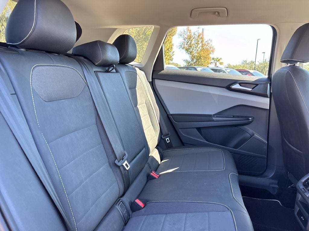 2023 Volkswagen Taos Base
