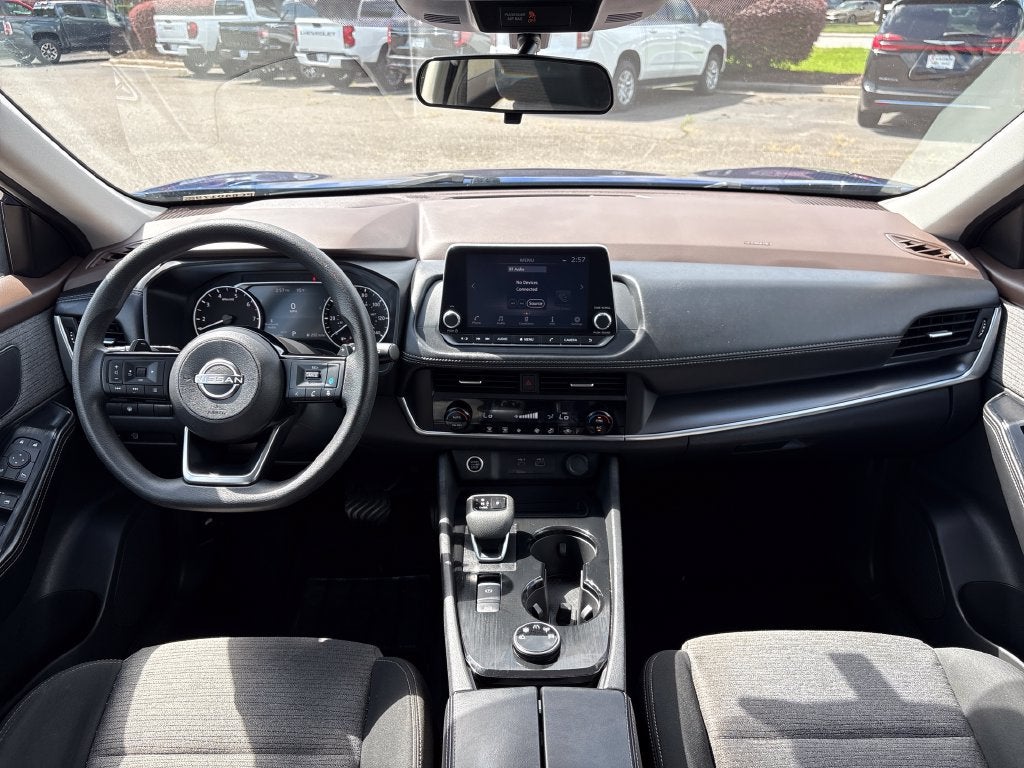 2023 Nissan Rogue Base