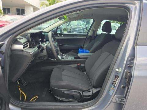 2024 Kia K5 Base
