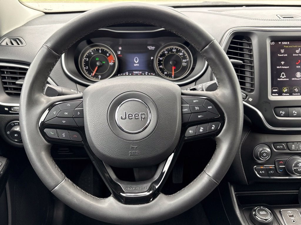 2023 Jeep Cherokee Altitude Lux