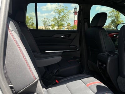 2024 Chevrolet Traverse Base