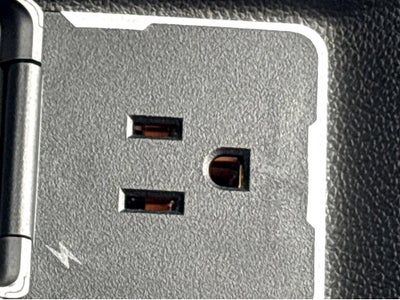 2024 Chevrolet Suburban LS