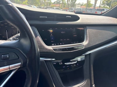 2022 Cadillac XT6 Base
