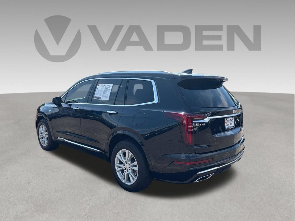 2022 Cadillac XT6 Base