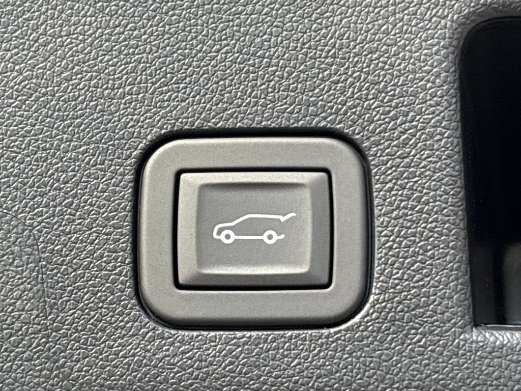 2026 Chevrolet Equinox Base
