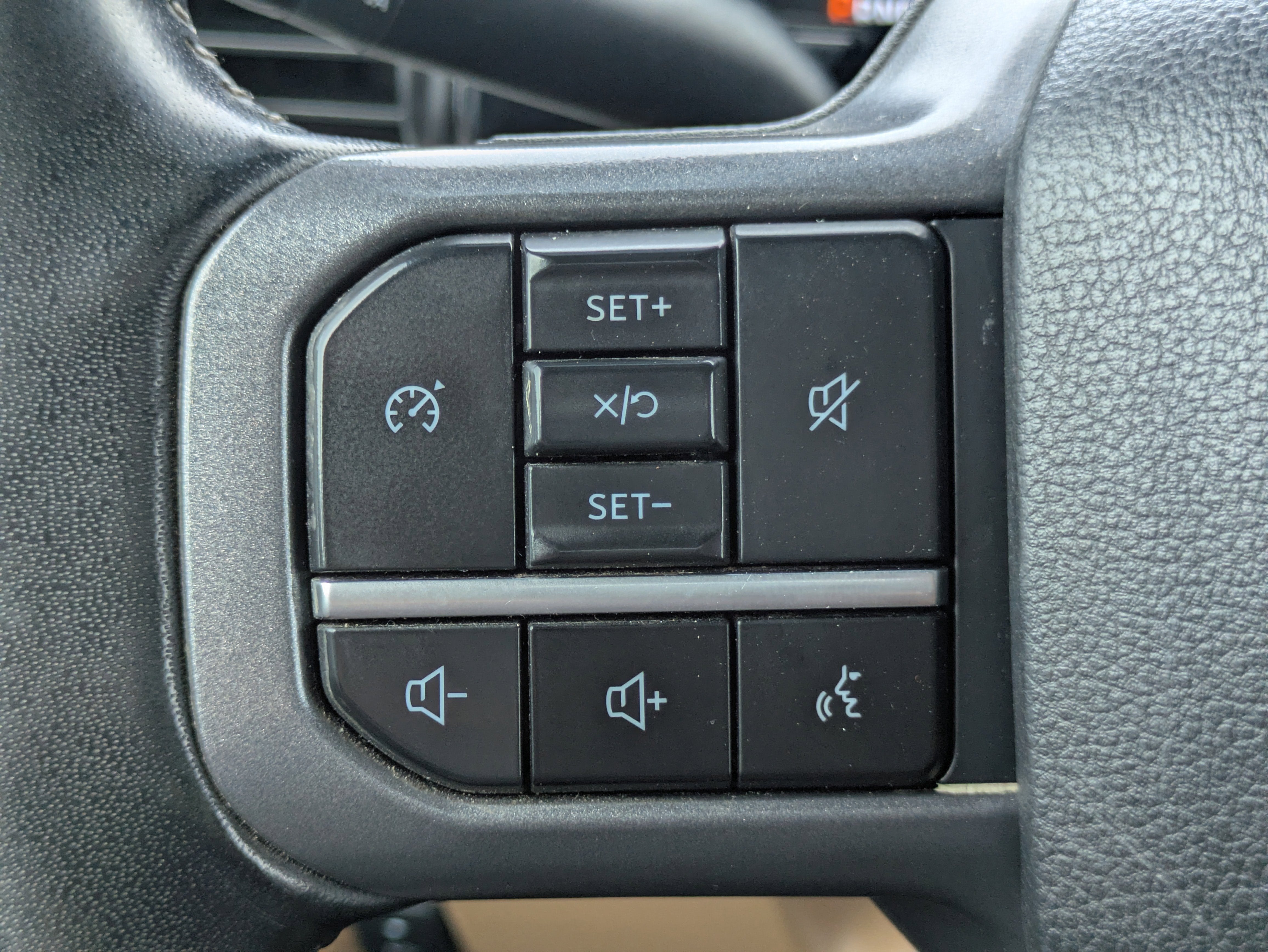 2024 Ford Super Duty F-350 SRW XL