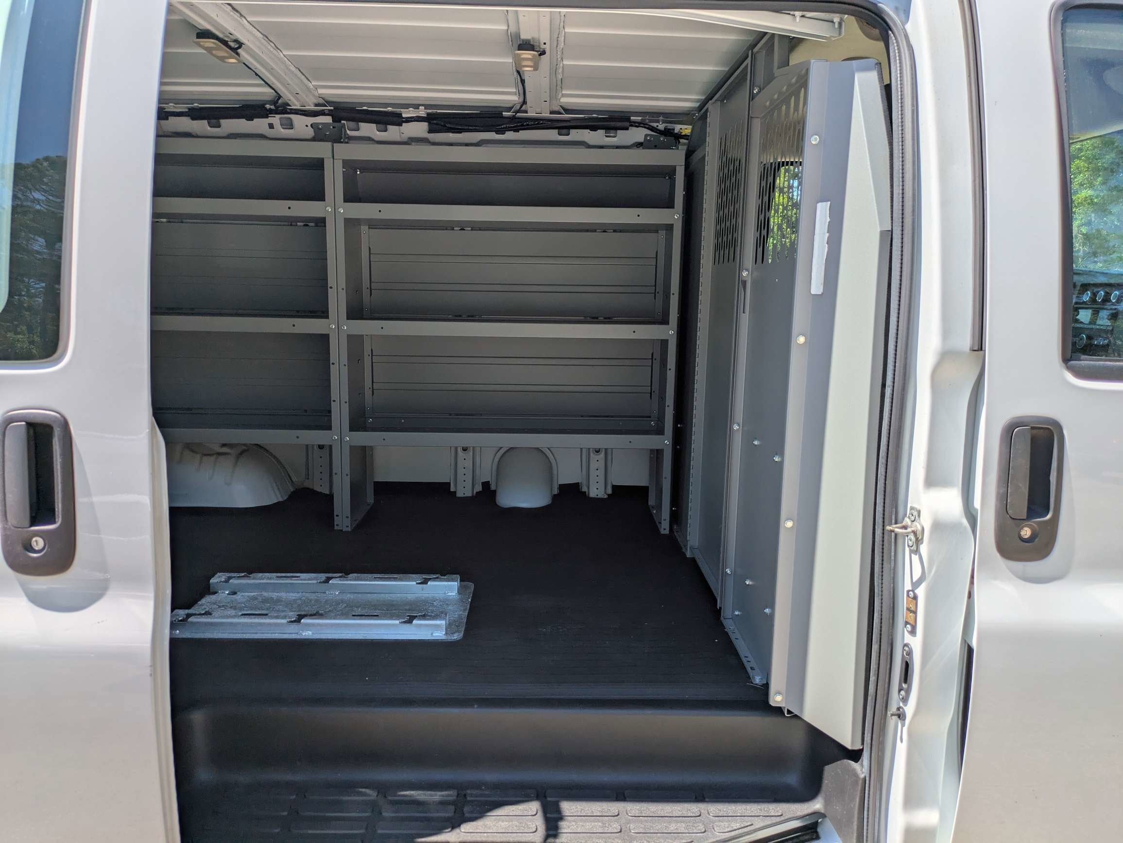 2022 Chevrolet Express Cargo 2500 WT