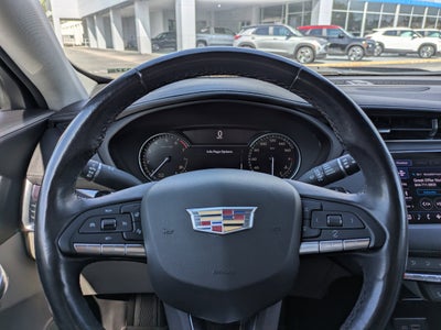 2023 Cadillac XT4 Luxury