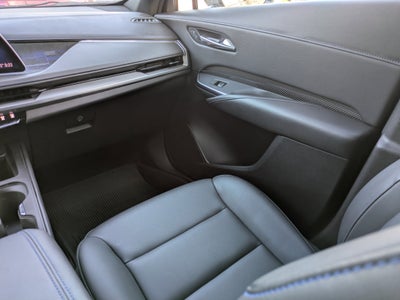 2025 Cadillac XT4 Sport