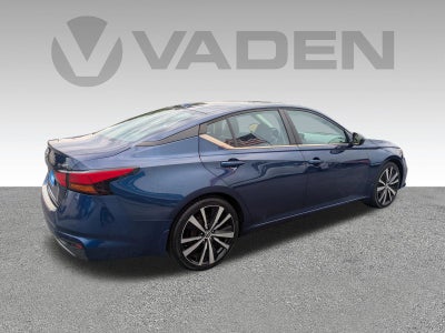 2022 Nissan Altima SR FWD