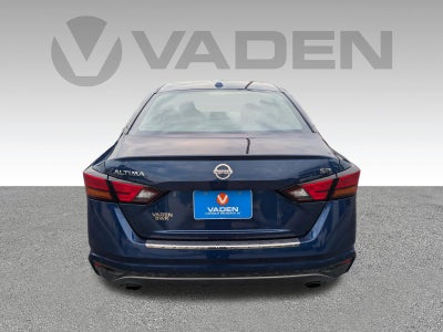 2022 Nissan Altima SR FWD