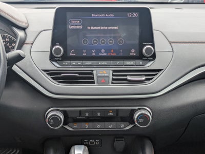2022 Nissan Altima SR FWD