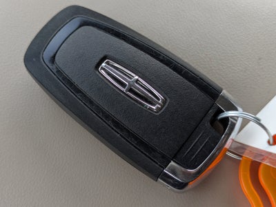 2022 Lincoln Nautilus Standard