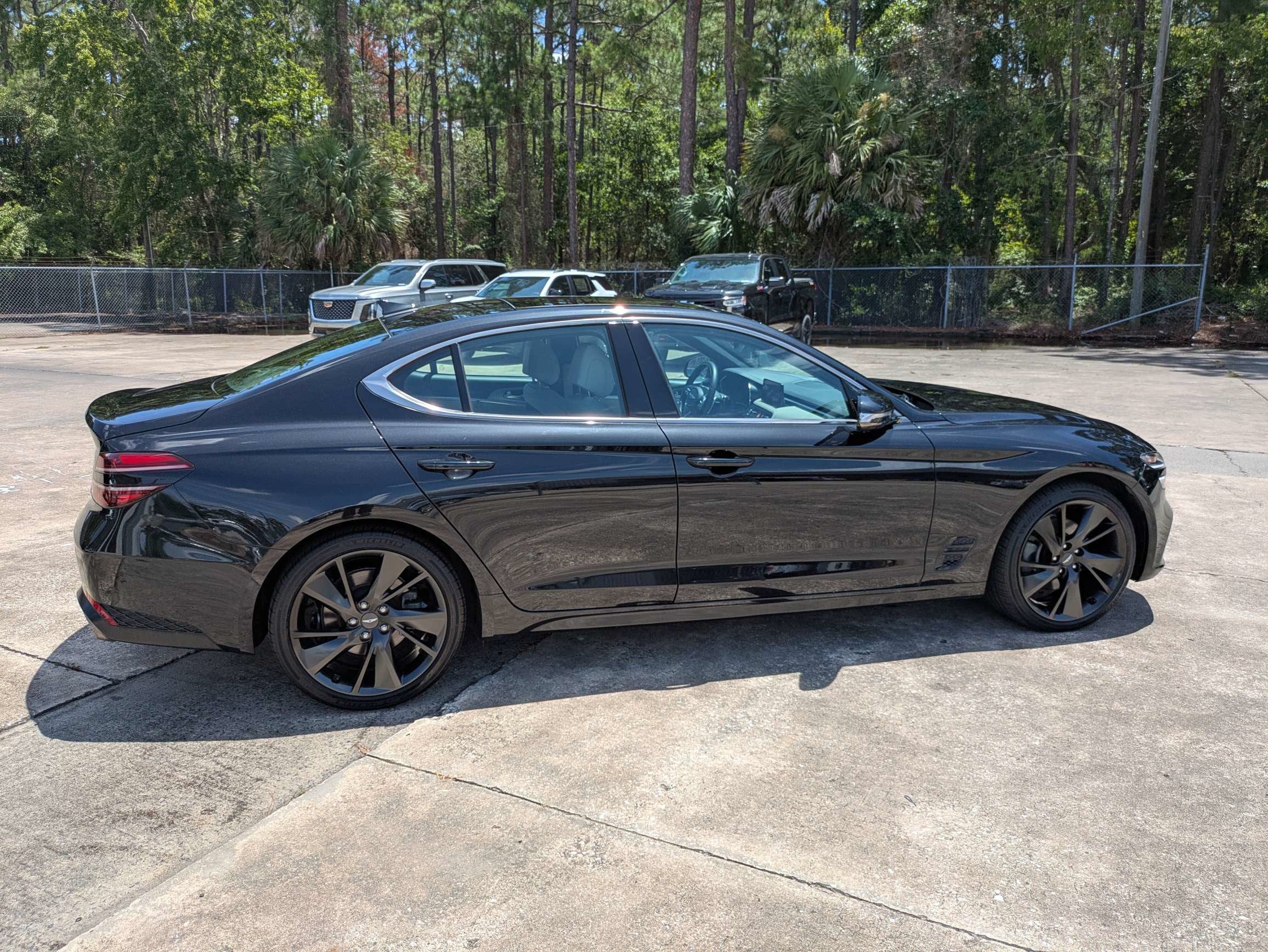 2023 Genesis G70 2.0T AWD