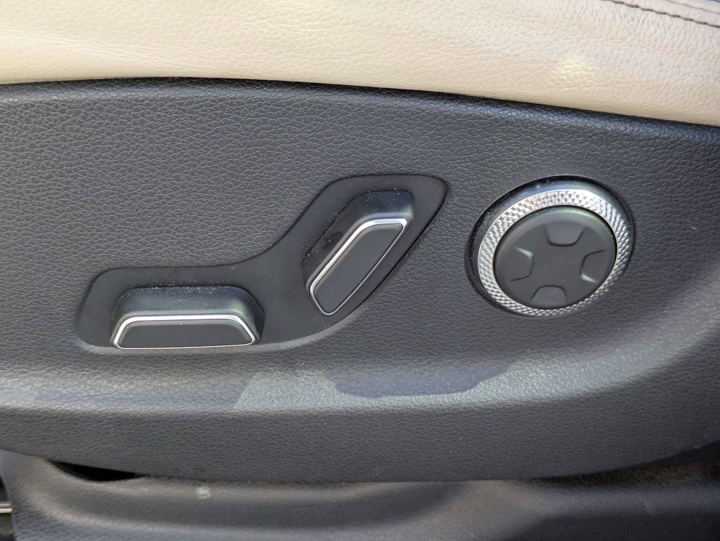 2023 Genesis GV70 2.5T AWD
