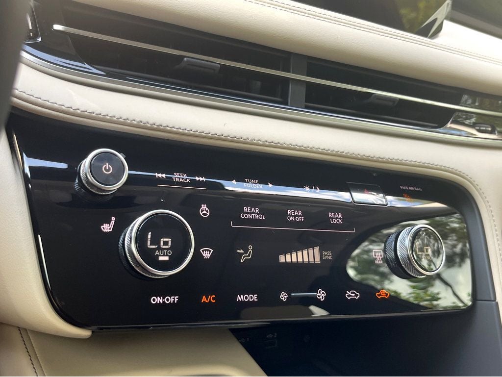 2025 INFINITI QX60 PURE