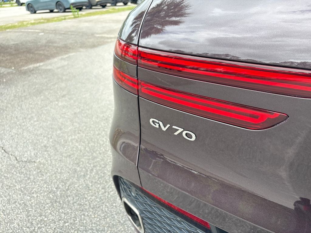 2022 Genesis GV70 2.5T