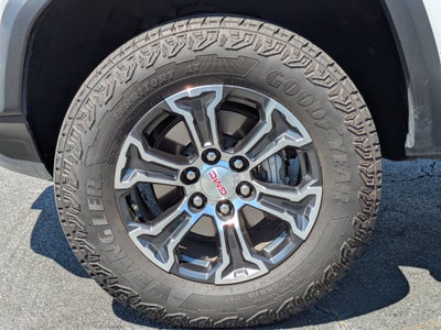 2024 GMC Canyon AT4