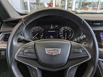 2023 Cadillac XT5 Luxury