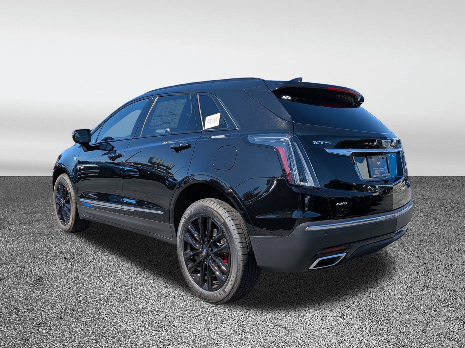 2025 Cadillac XT5 Sport