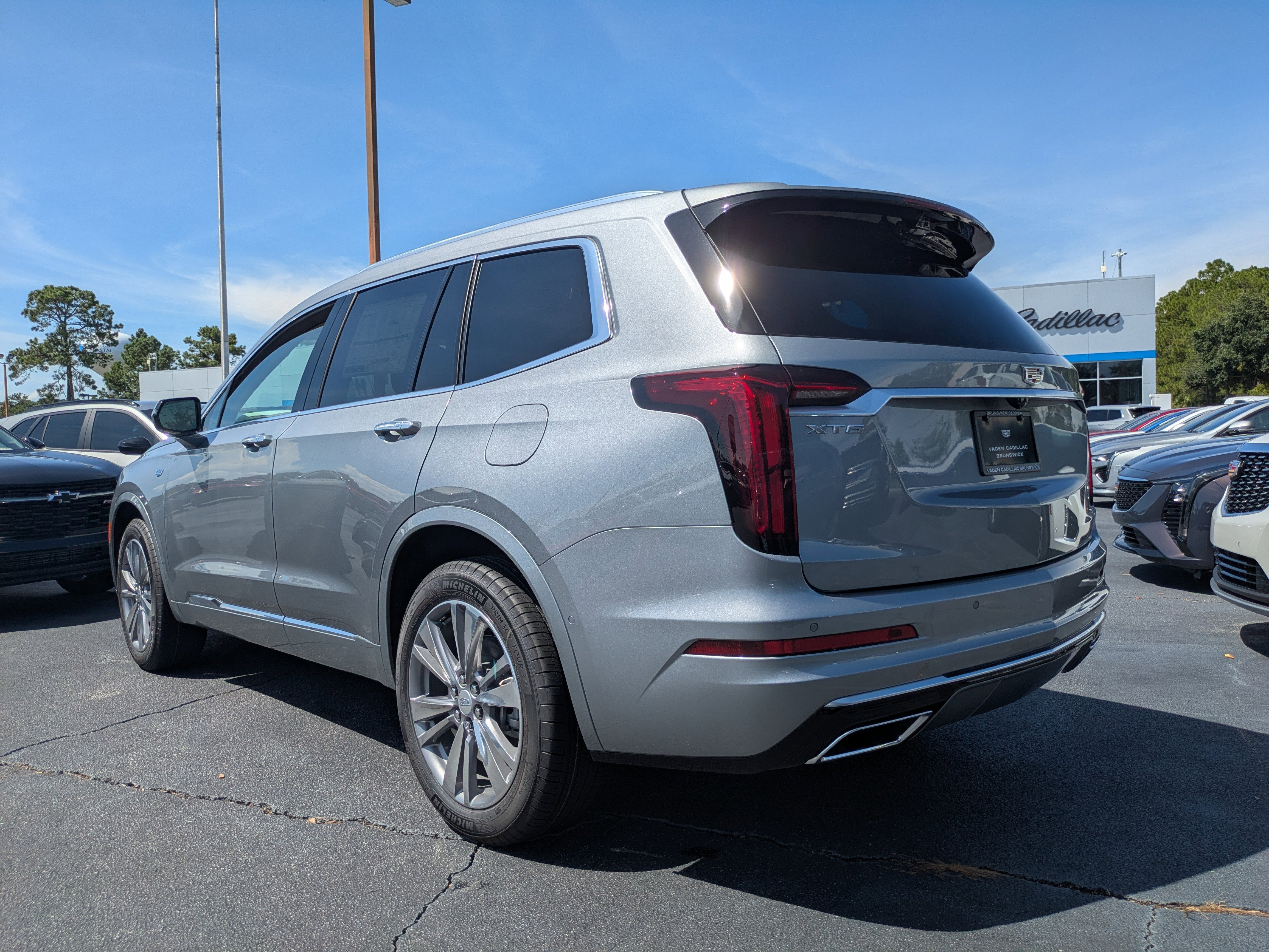 2025 Cadillac XT6 Premium Luxury