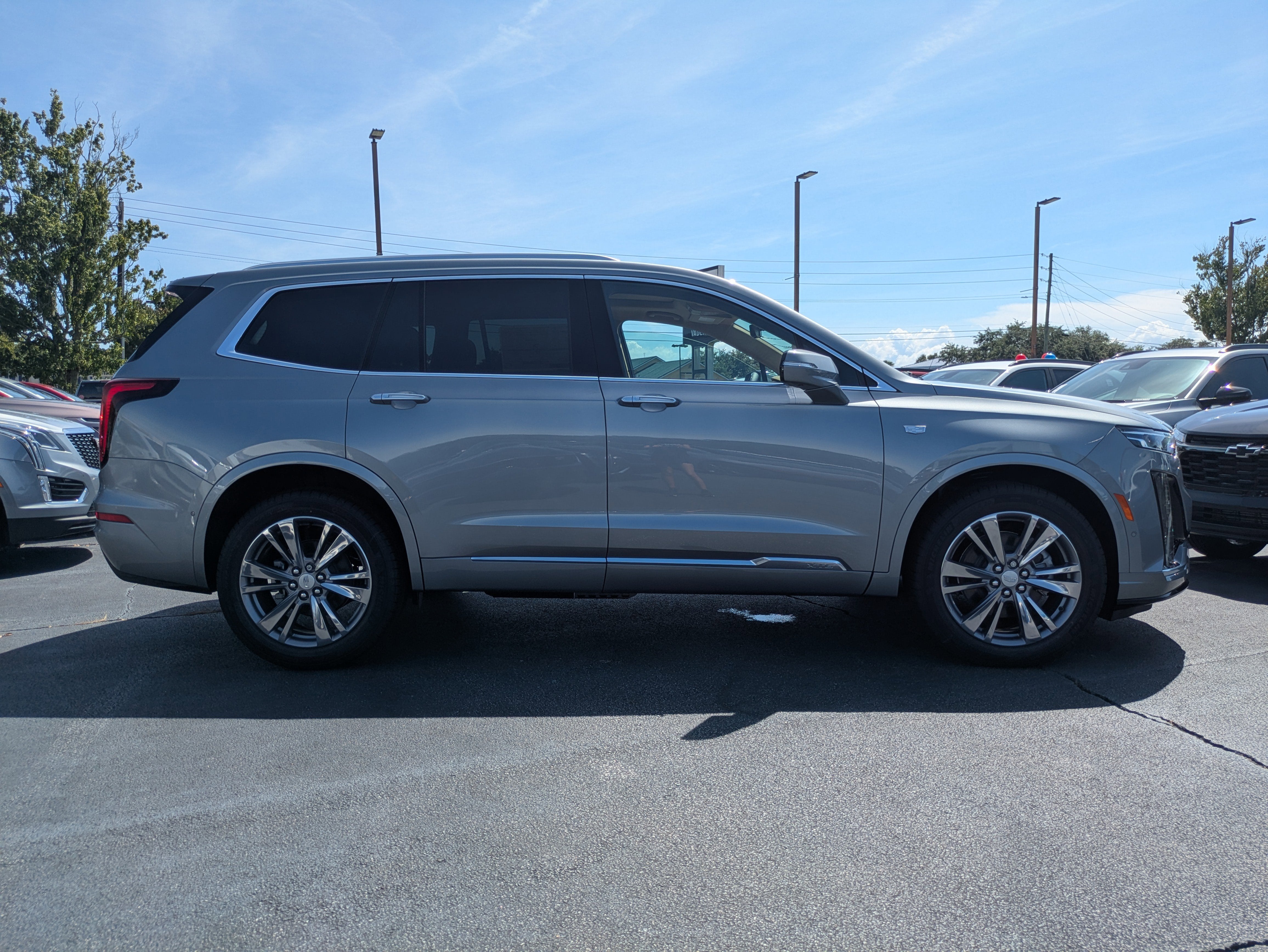 2025 Cadillac XT6 Premium Luxury