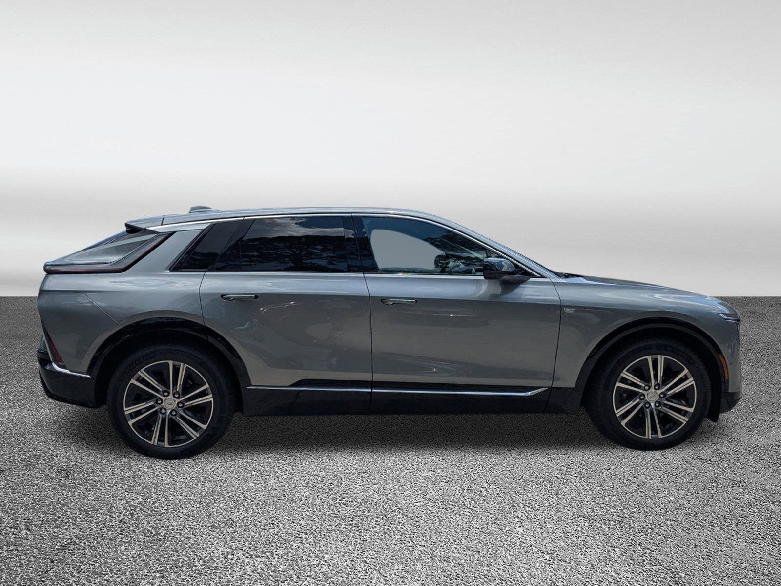 2025 Cadillac LYRIQ Luxury 1