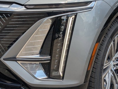 2025 Cadillac LYRIQ Luxury 1