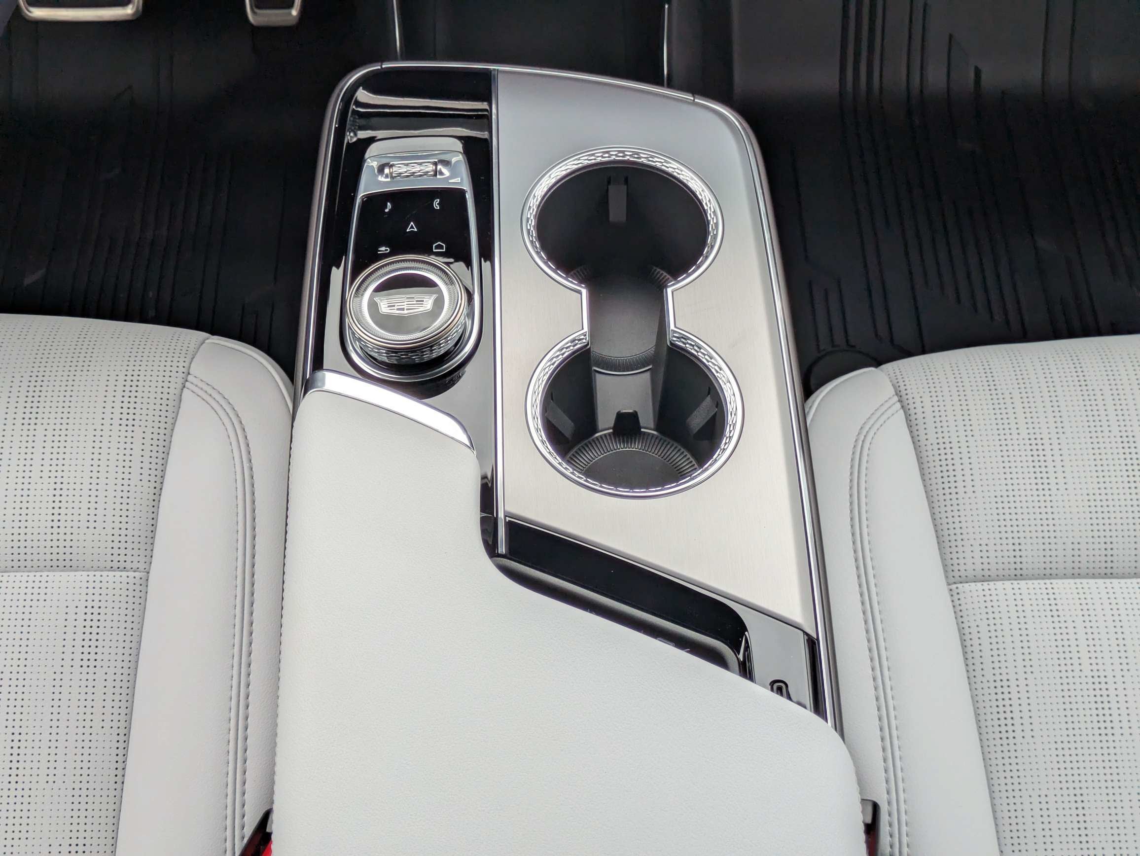 2027 Cadillac LYRIQ Premium Luxury