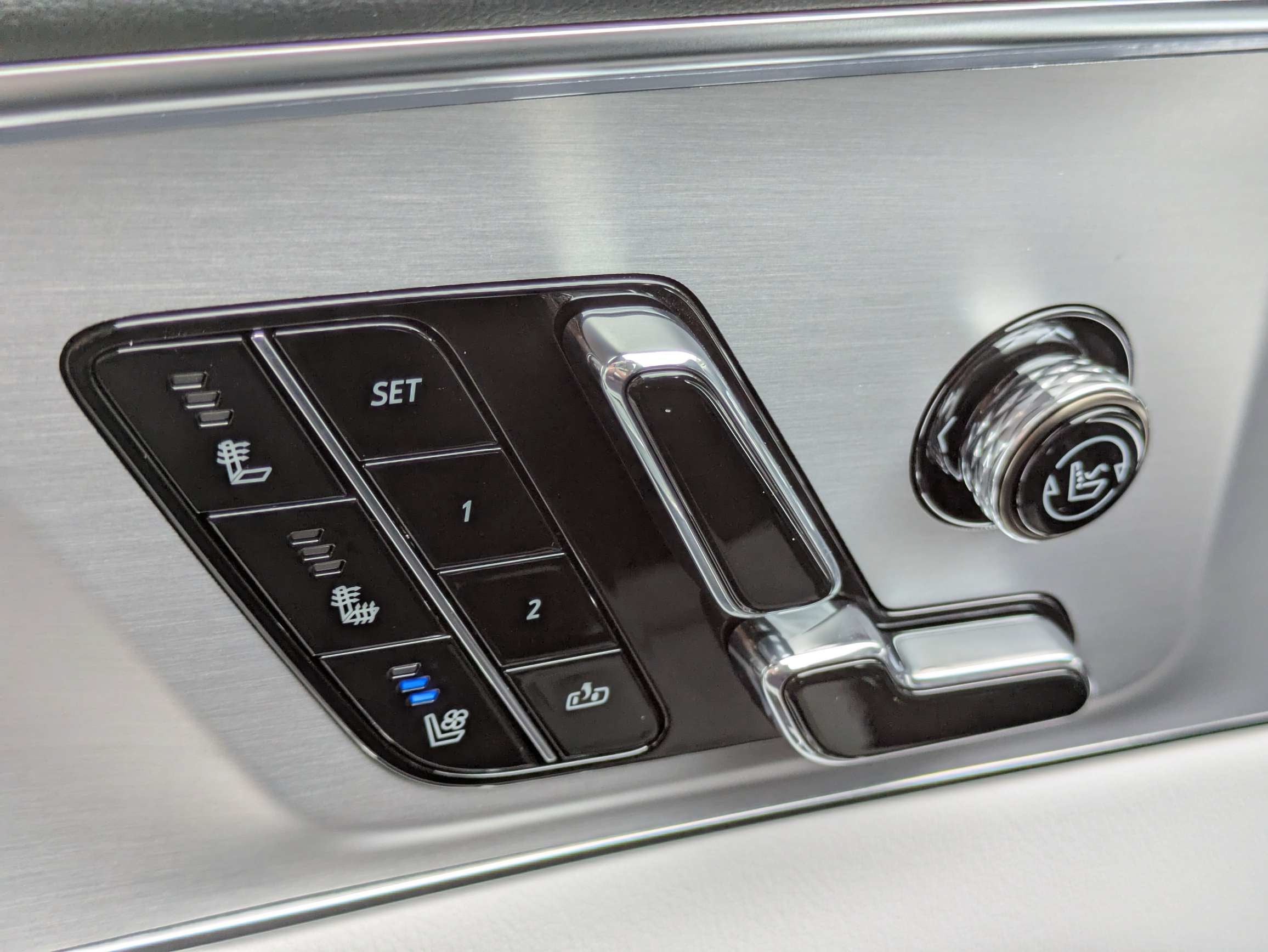 2027 Cadillac LYRIQ Premium Luxury
