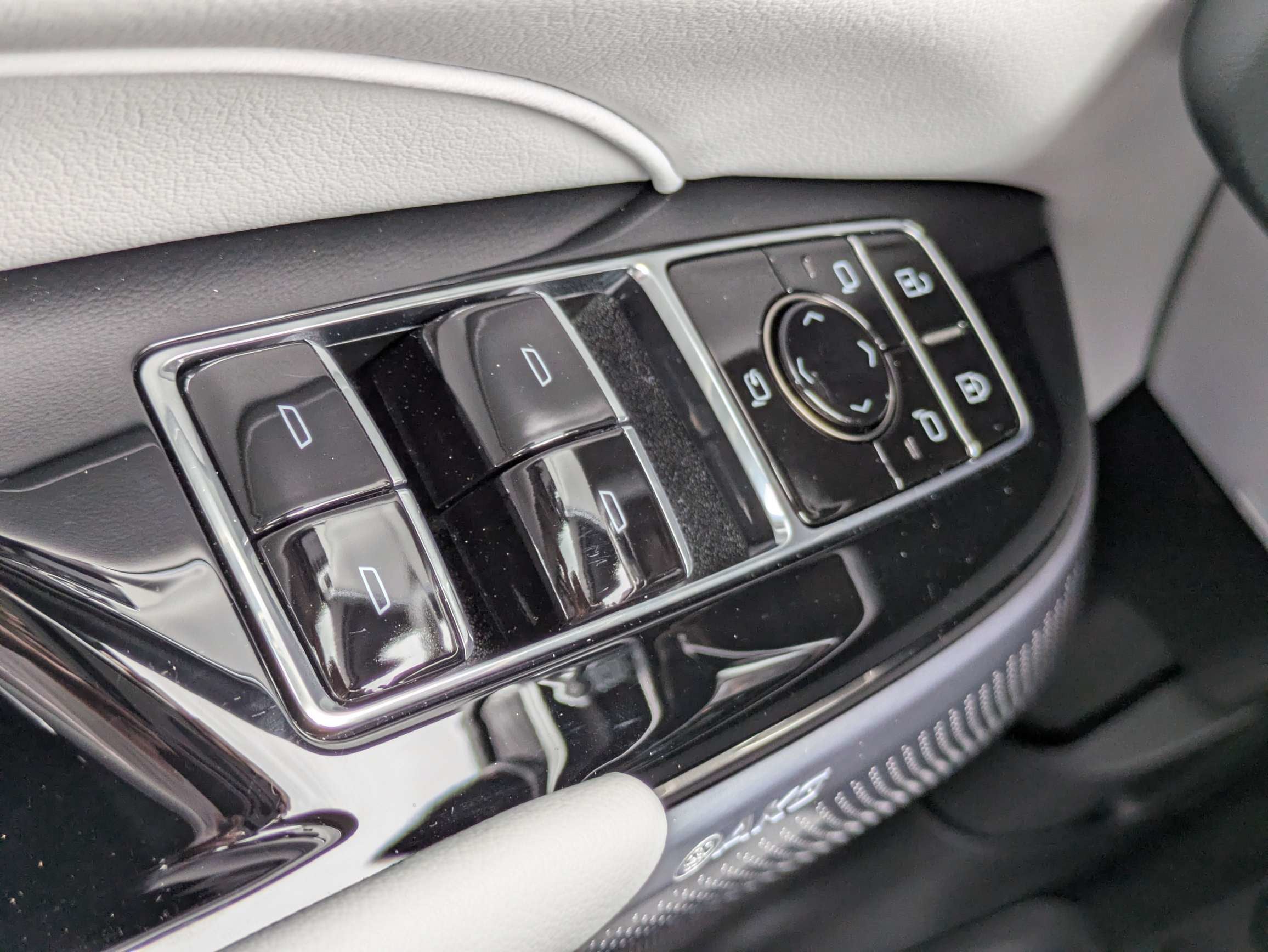 2027 Cadillac LYRIQ Premium Luxury