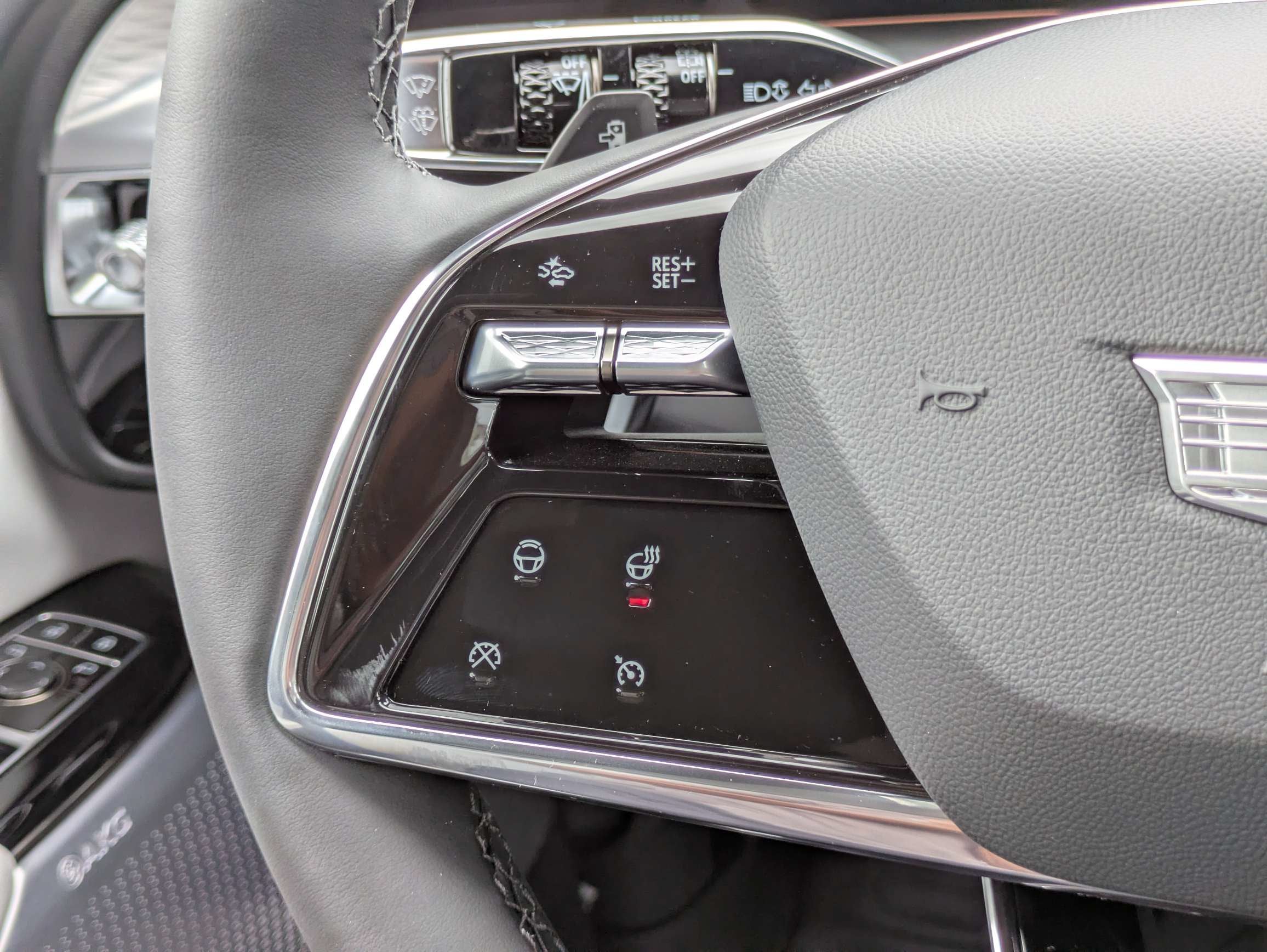 2027 Cadillac LYRIQ Premium Luxury