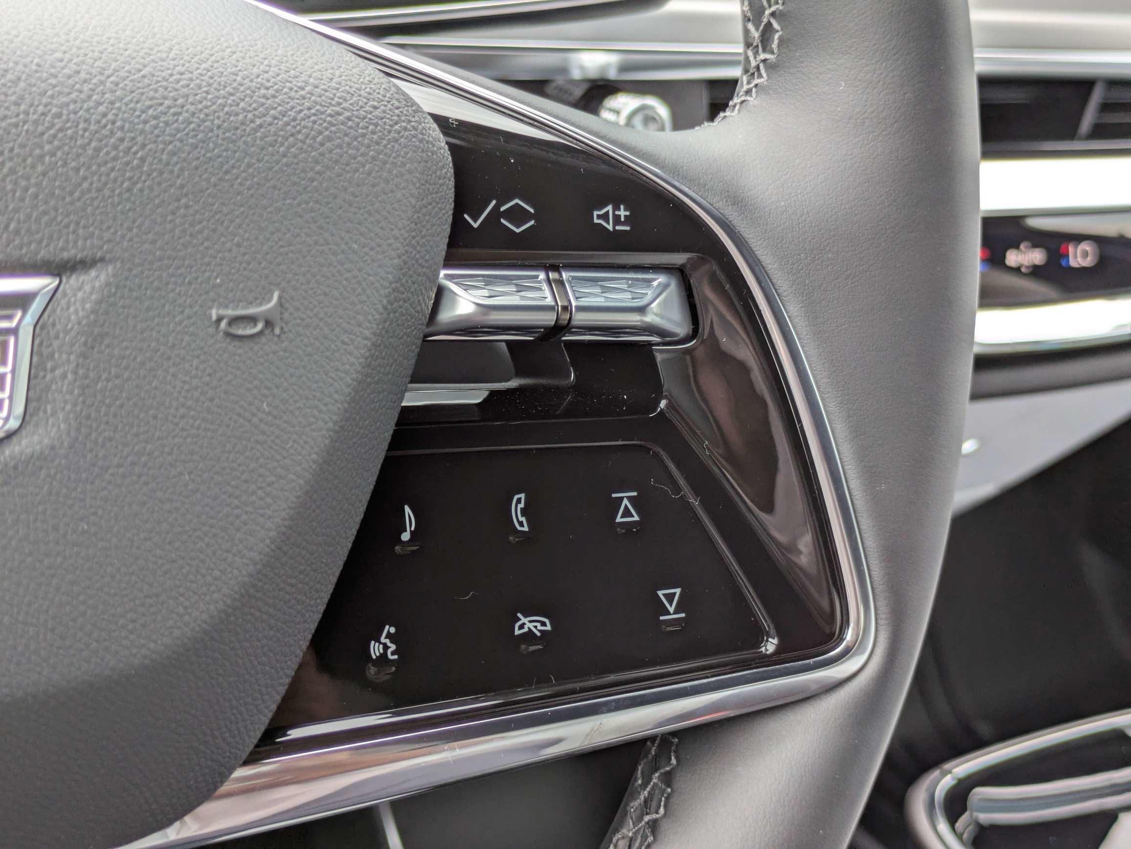 2027 Cadillac LYRIQ Premium Luxury