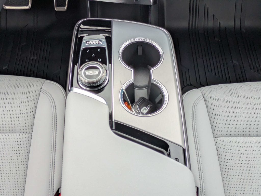 2027 Cadillac LYRIQ Premium Luxury