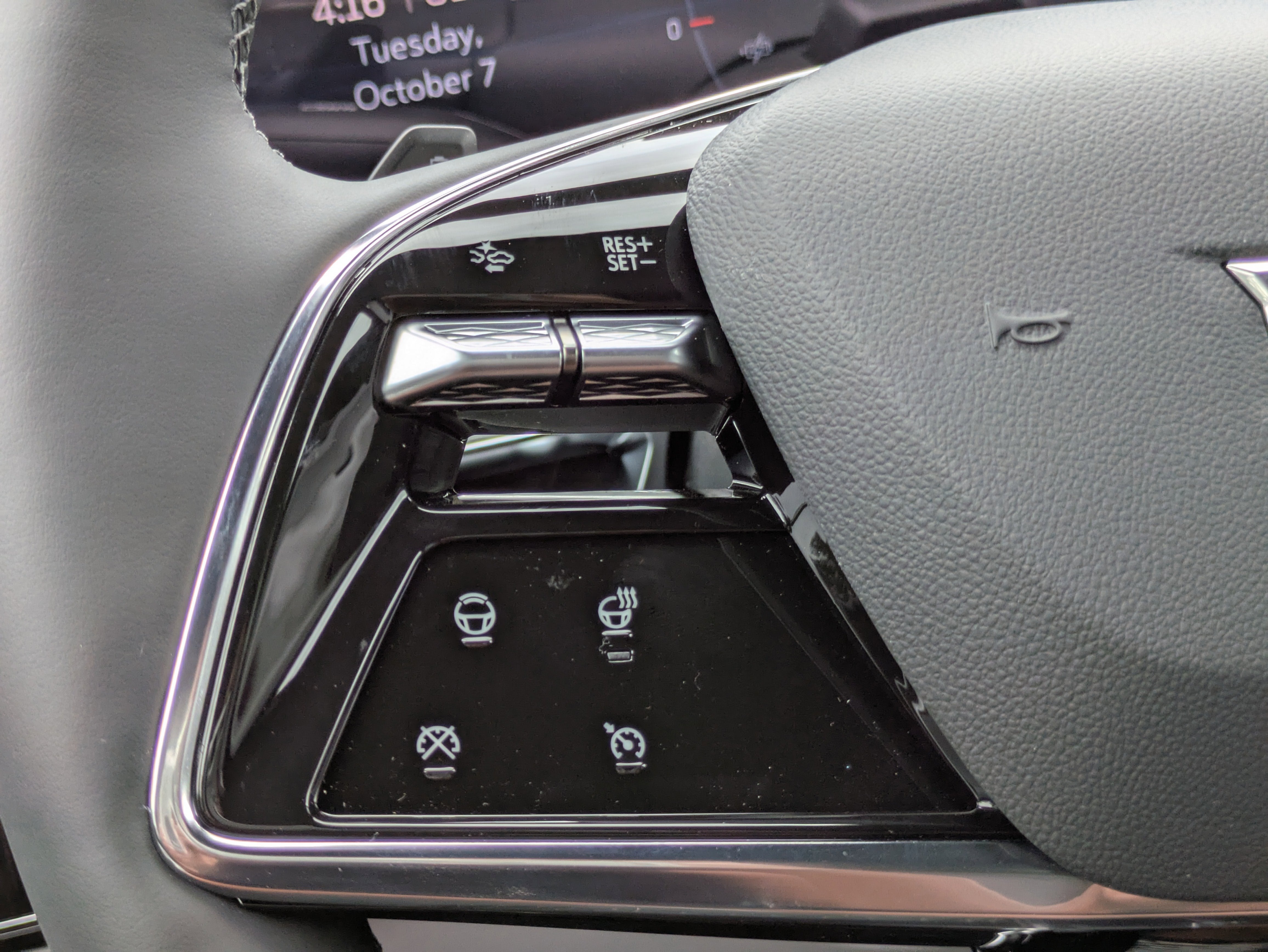 2026 Cadillac LYRIQ Premium Luxury