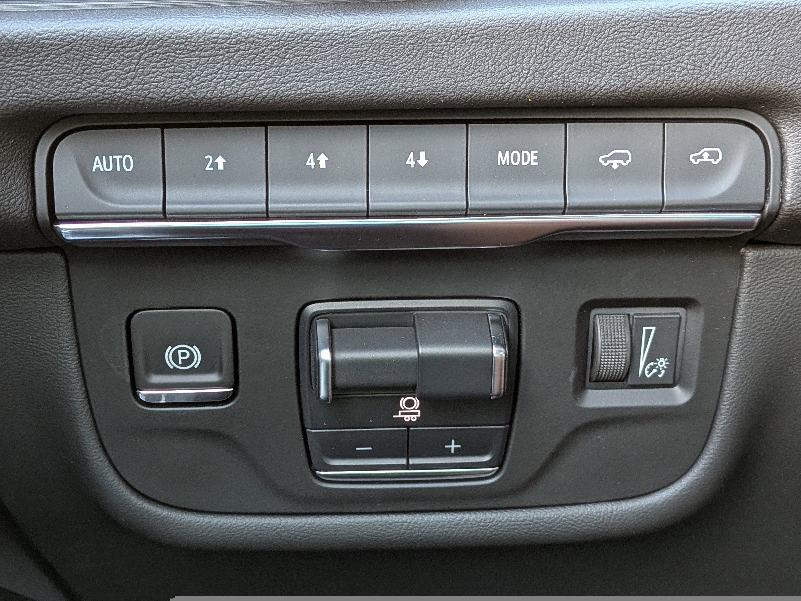 2025 Cadillac Escalade Sport