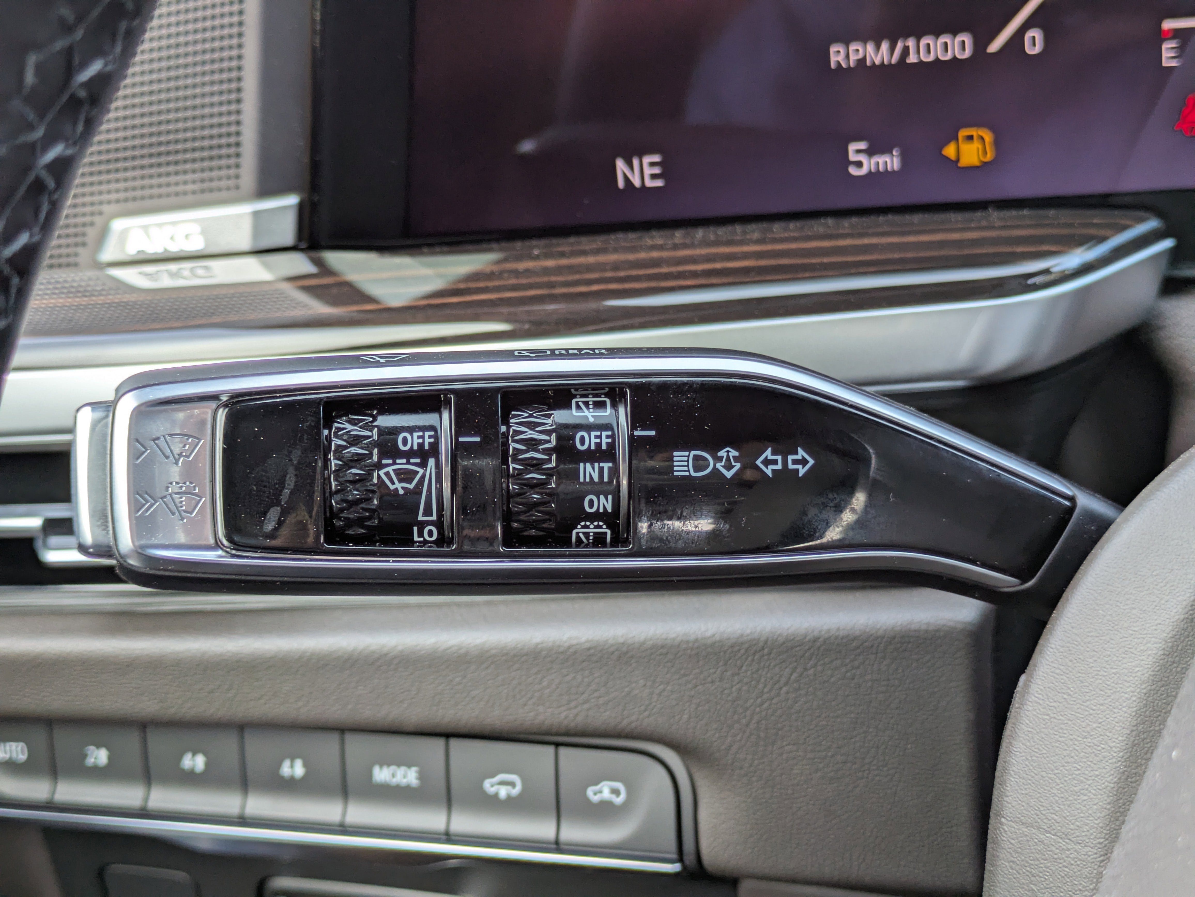 2026 Cadillac Escalade ESV Luxury