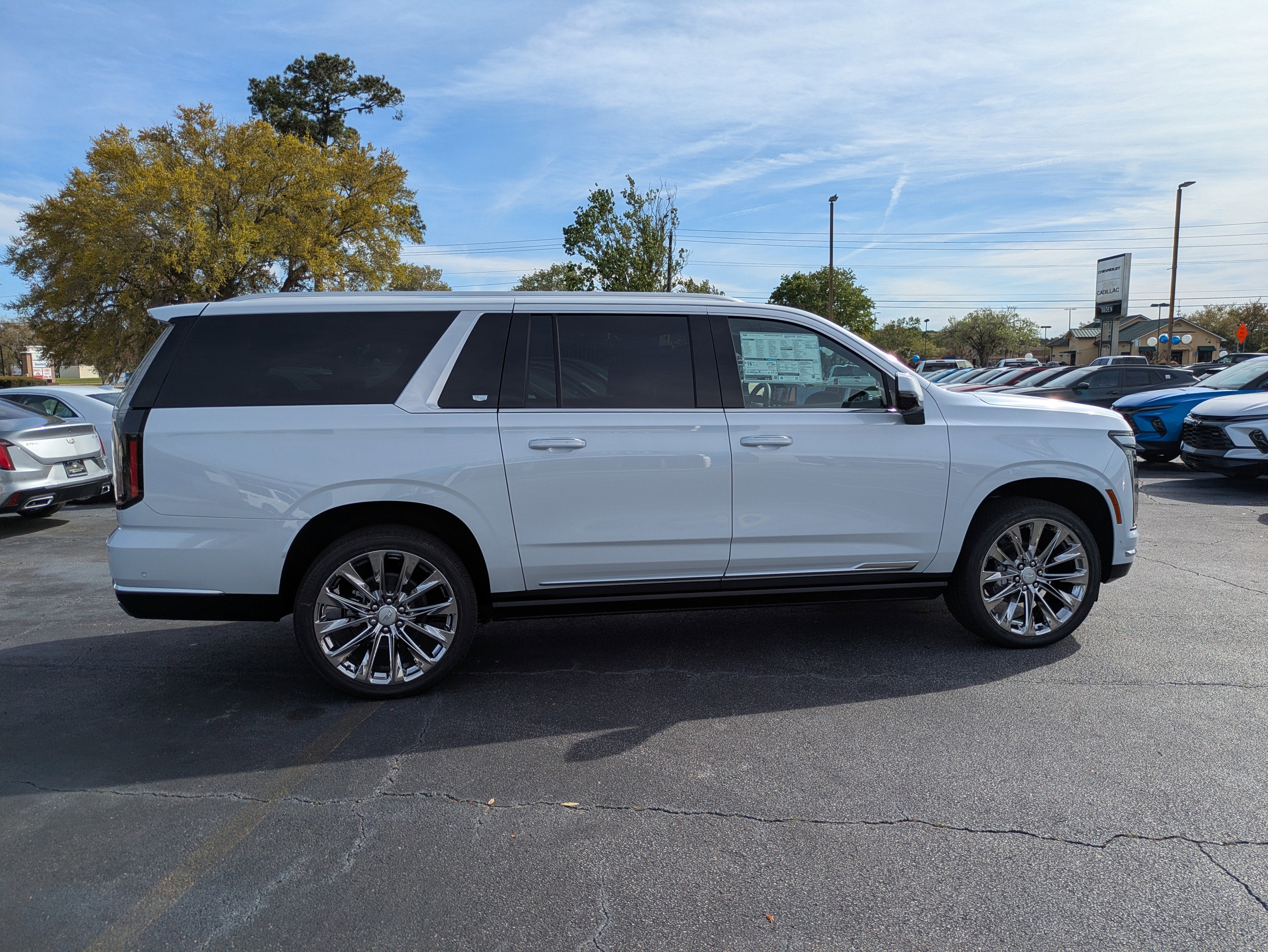2026 Cadillac Escalade ESV Luxury