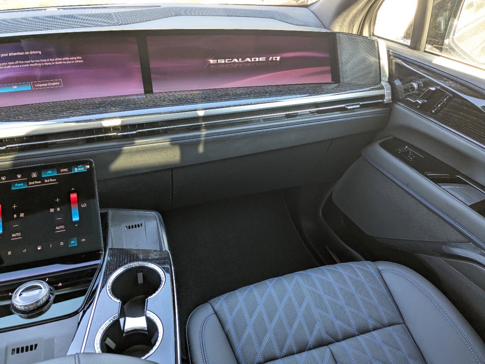 2025 Cadillac ESCALADE IQ Luxury 1